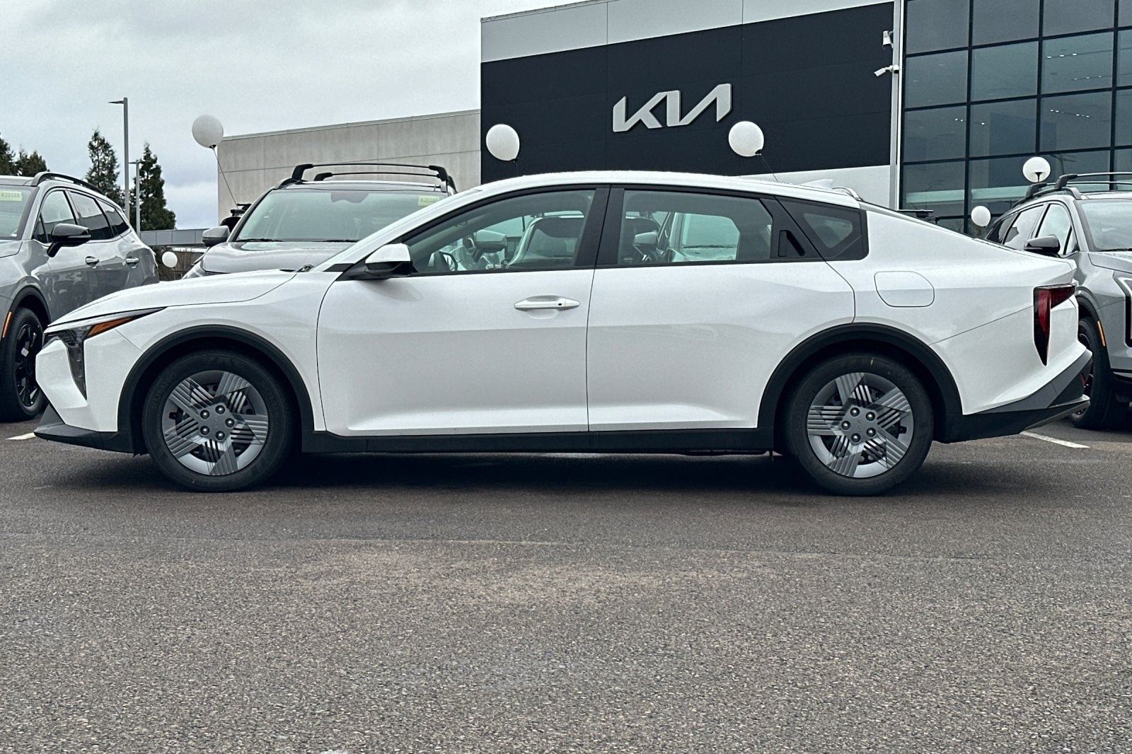 2025 Kia K4 LX