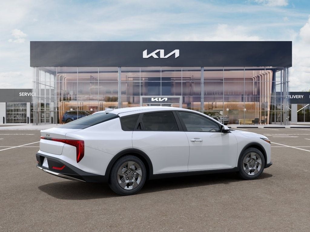 2026 Kia K4 LX