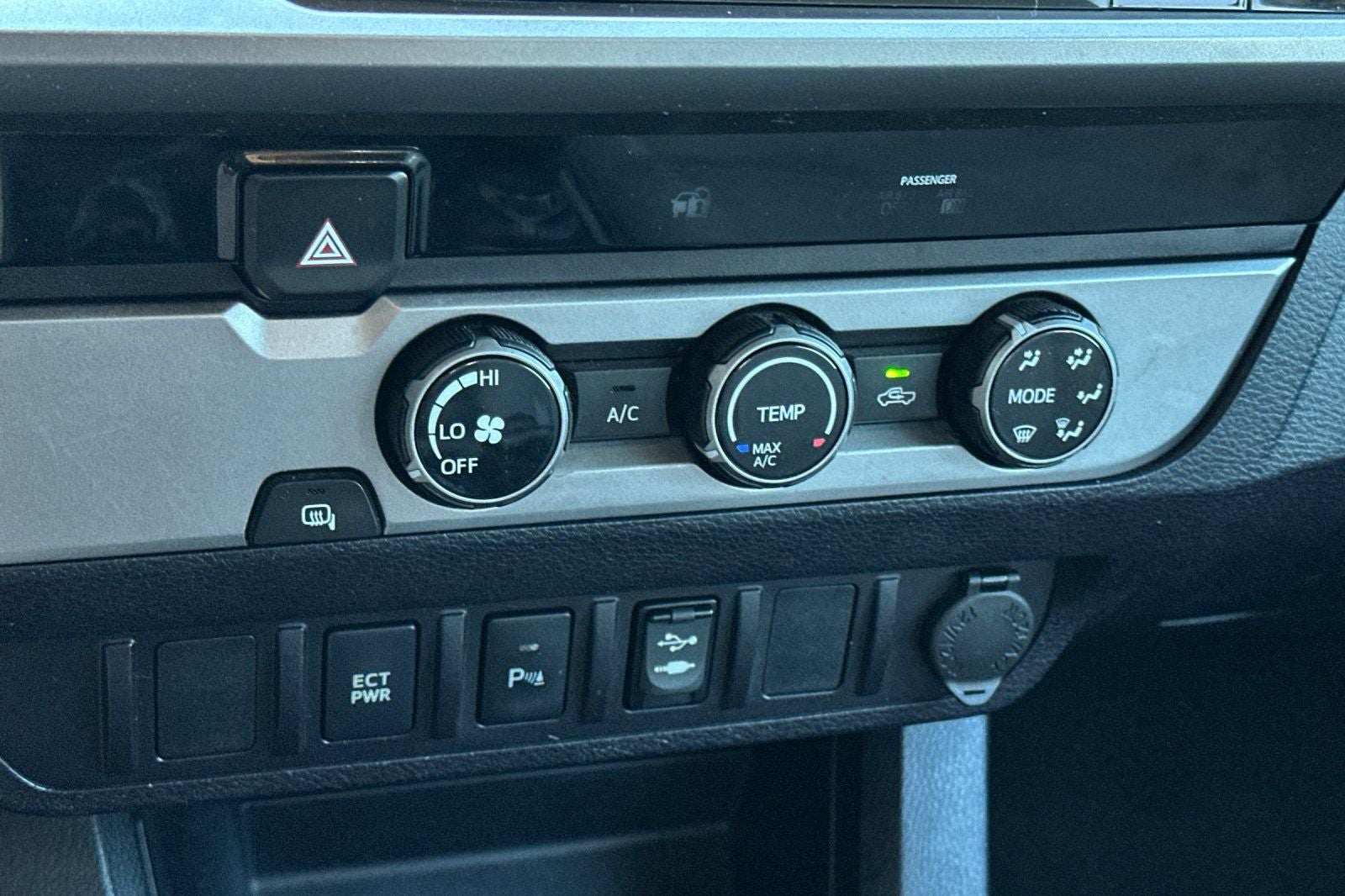 2017 Toyota Tacoma SR5 V6