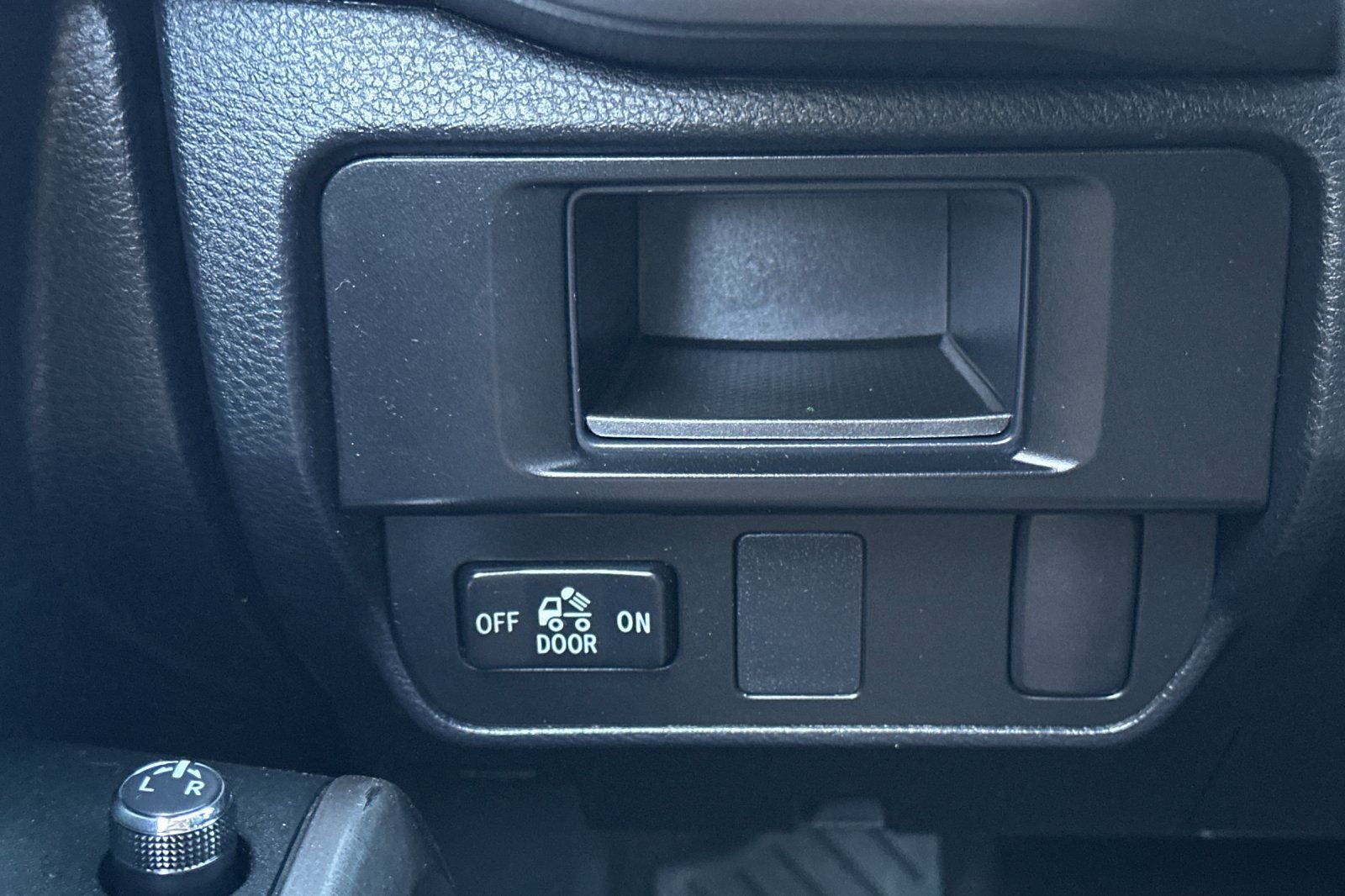 2017 Toyota Tacoma SR5 V6