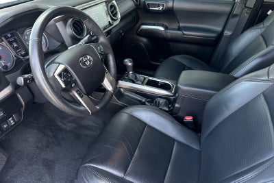 2022 Toyota Tacoma Limited V6
