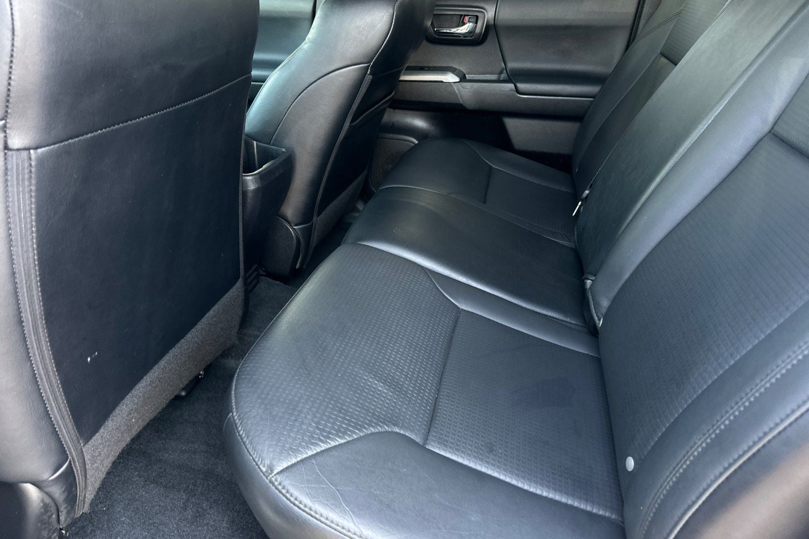 2022 Toyota Tacoma Limited V6