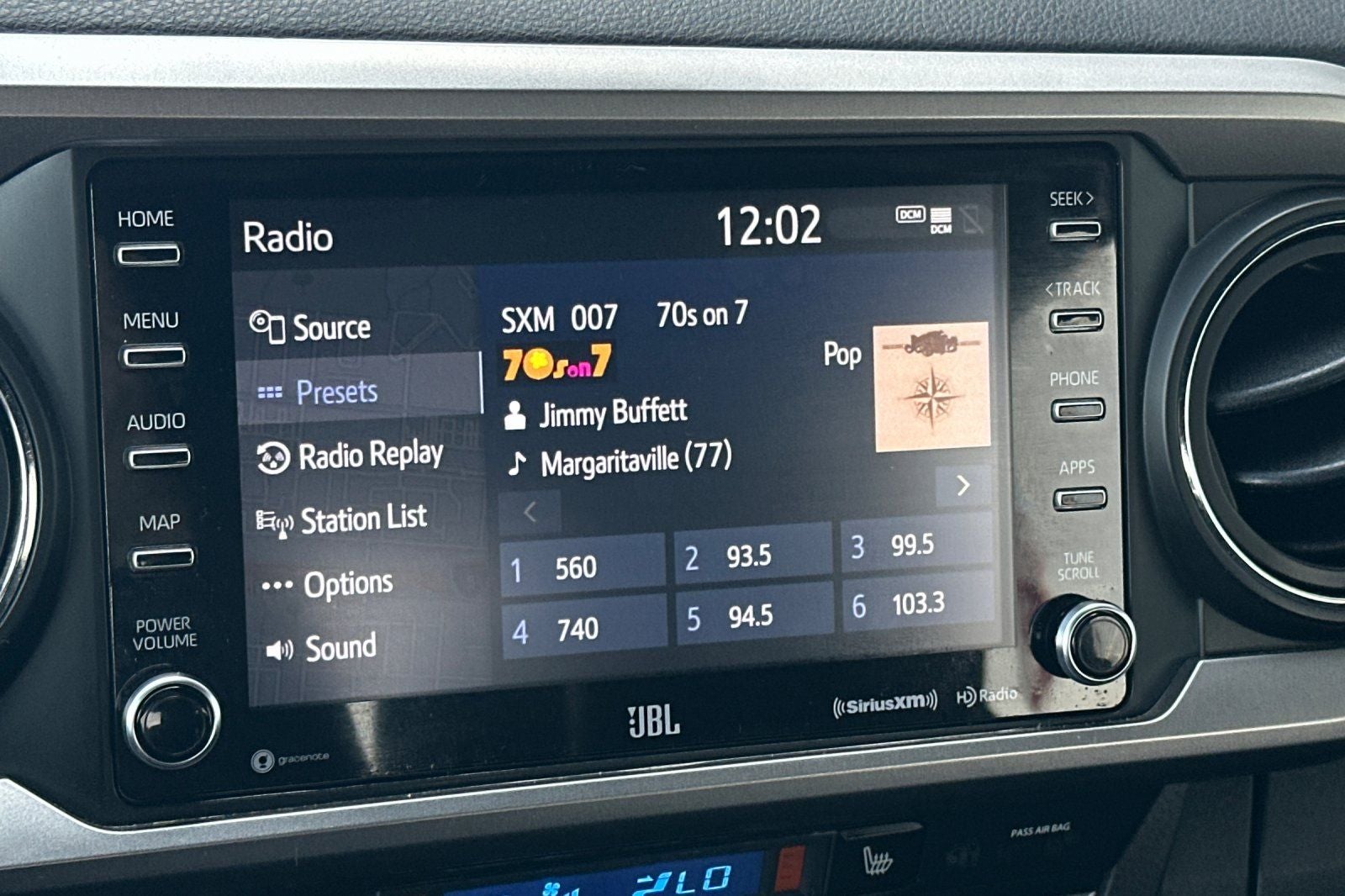 2022 Toyota Tacoma Limited V6