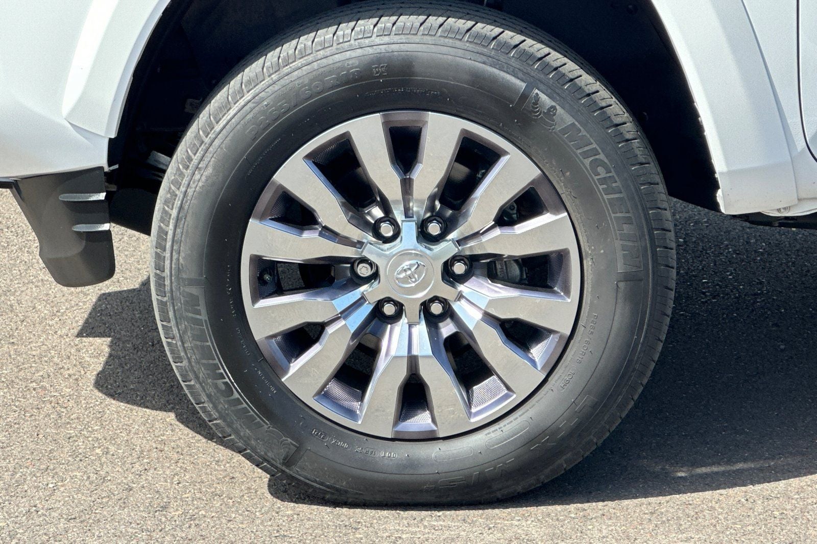 2022 Toyota Tacoma Limited V6