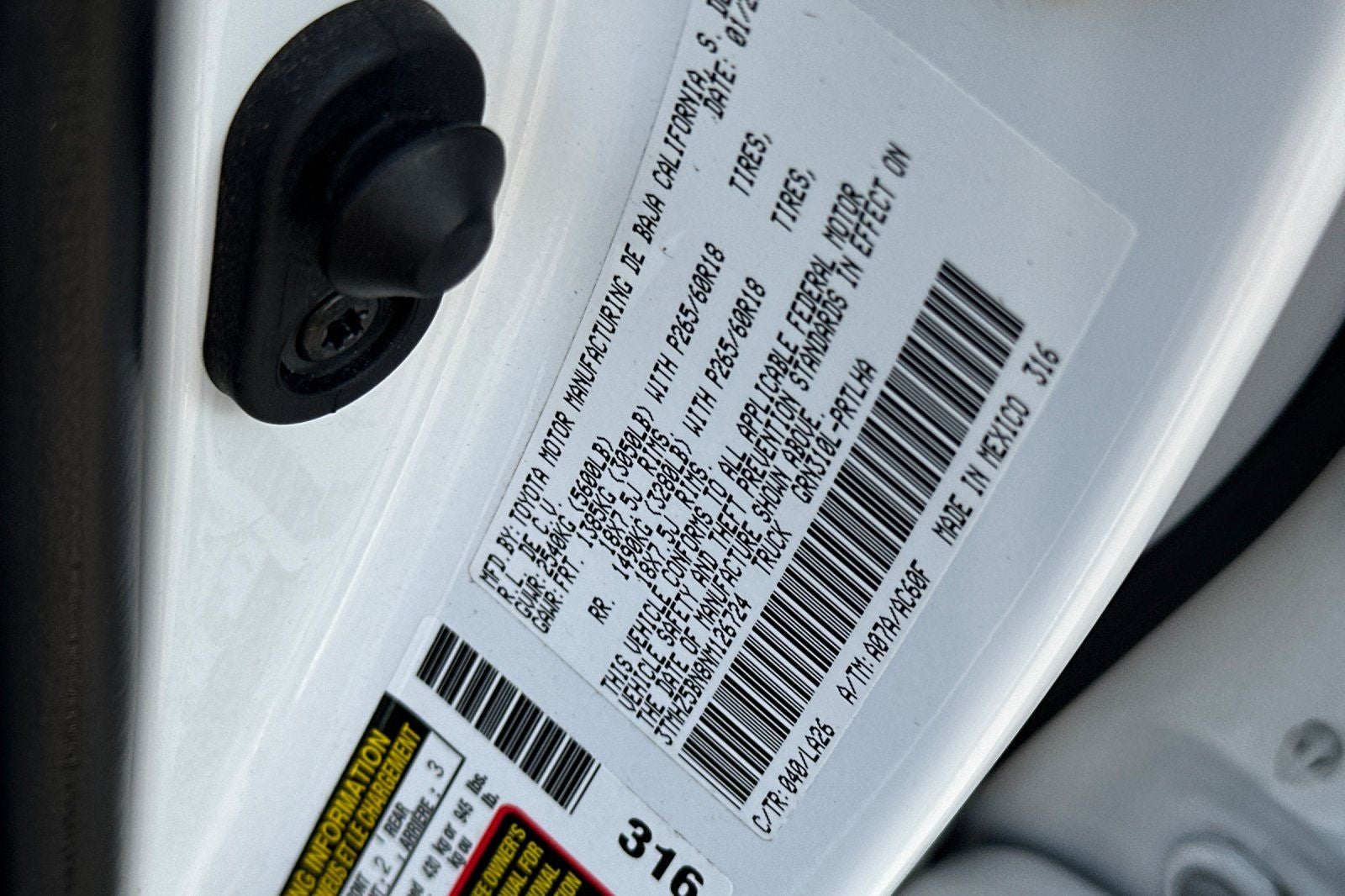 2022 Toyota Tacoma Limited V6