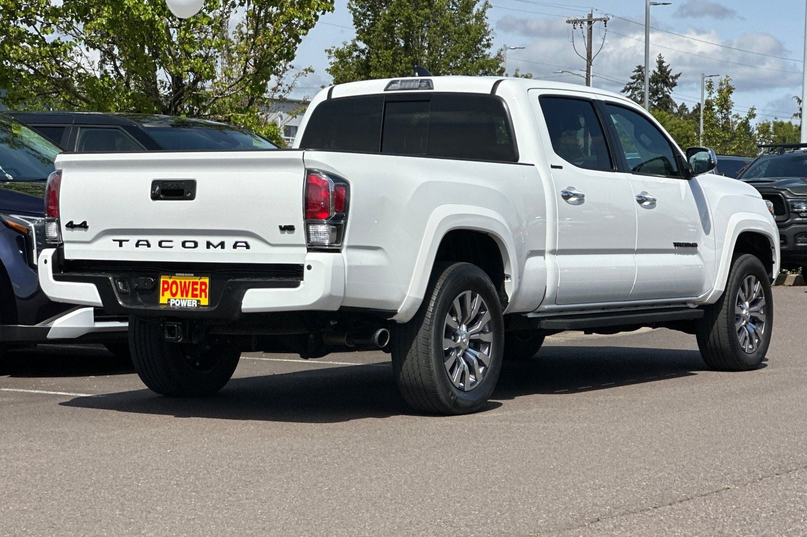 2022 Toyota Tacoma Limited V6