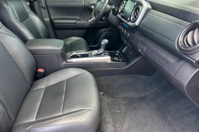 2021 Toyota Tacoma Limited V6