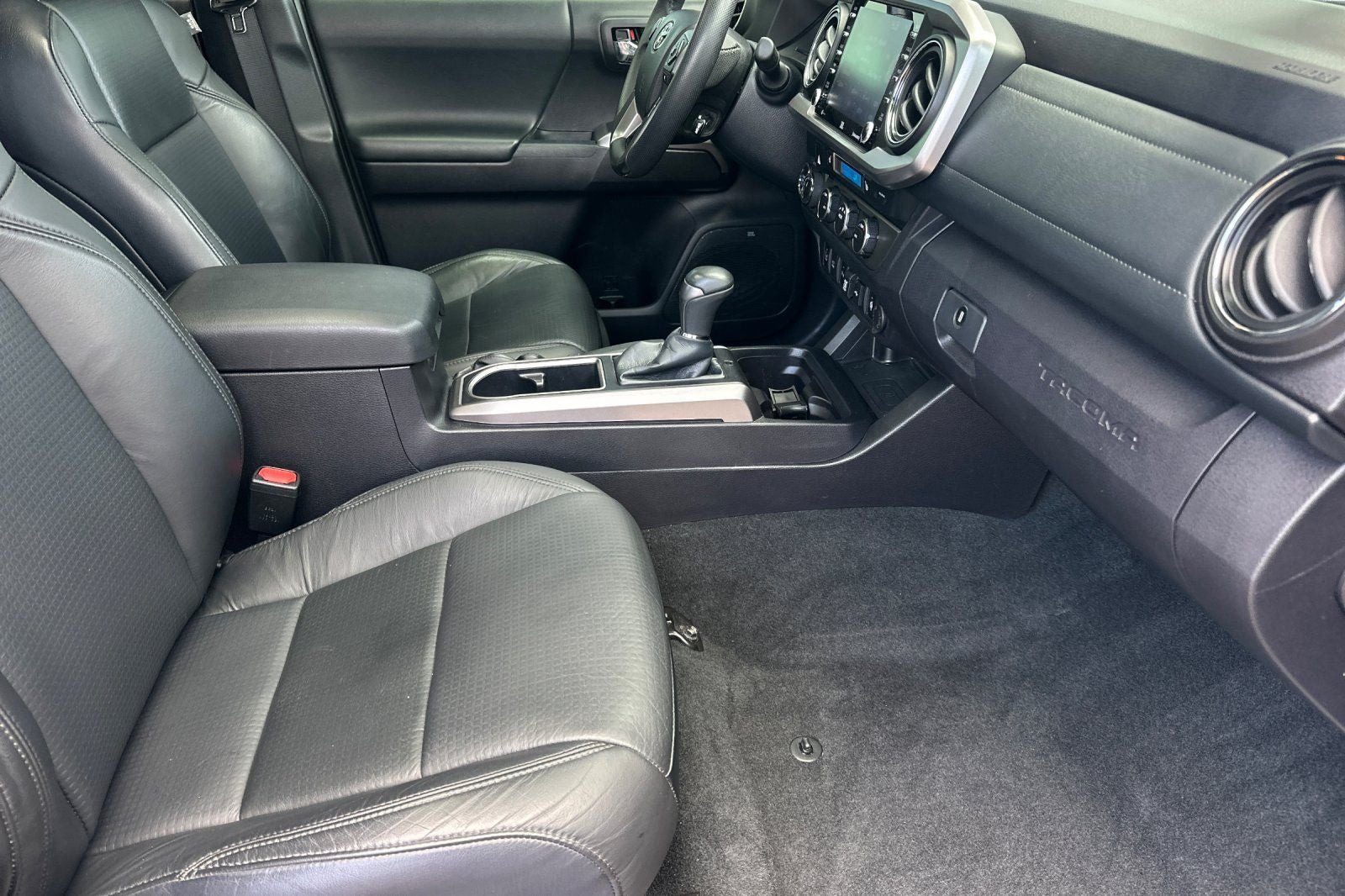 2021 Toyota Tacoma Limited V6