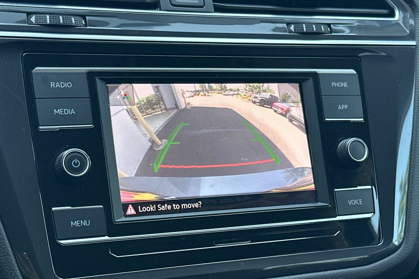 2022 Volkswagen Tiguan 2.0T S