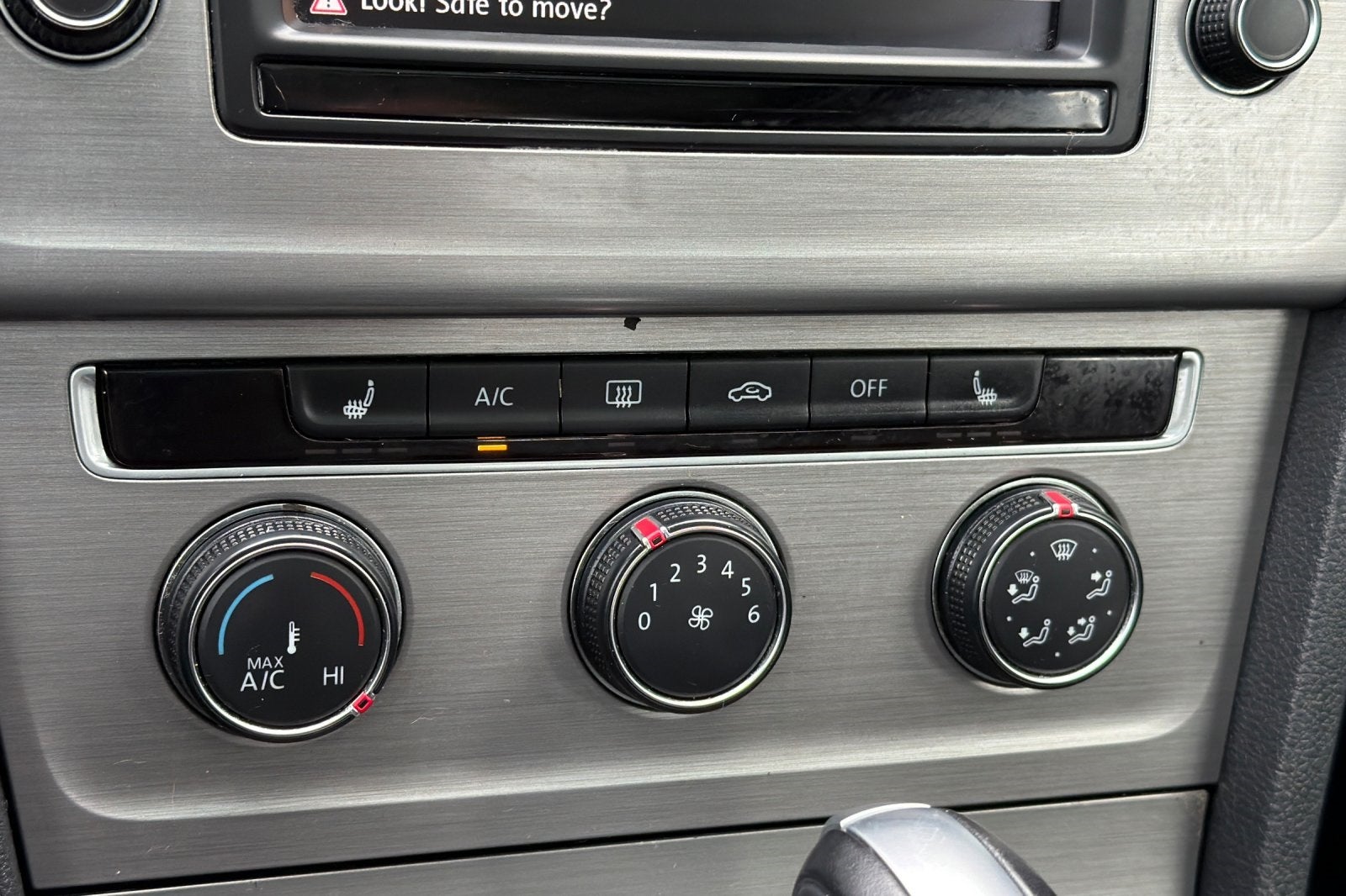 2016 Volkswagen Golf SportWagen SE