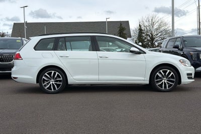 2016 Volkswagen Golf SportWagen SE