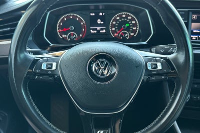 2019 Volkswagen Jetta R-Line