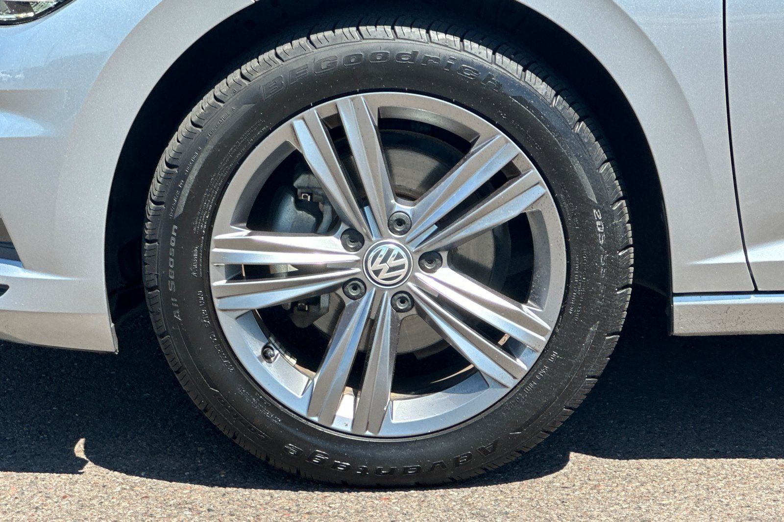 2019 Volkswagen Jetta R-Line