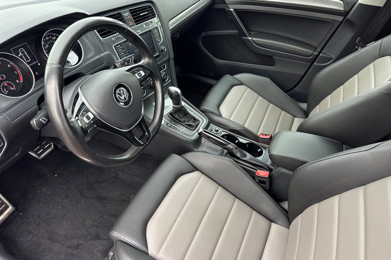 2017 Volkswagen Golf Alltrack TSI S 4Motion