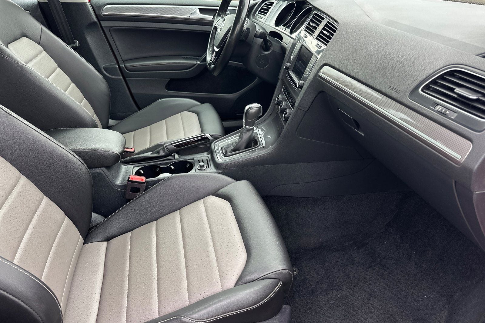 2017 Volkswagen Golf Alltrack TSI S 4Motion