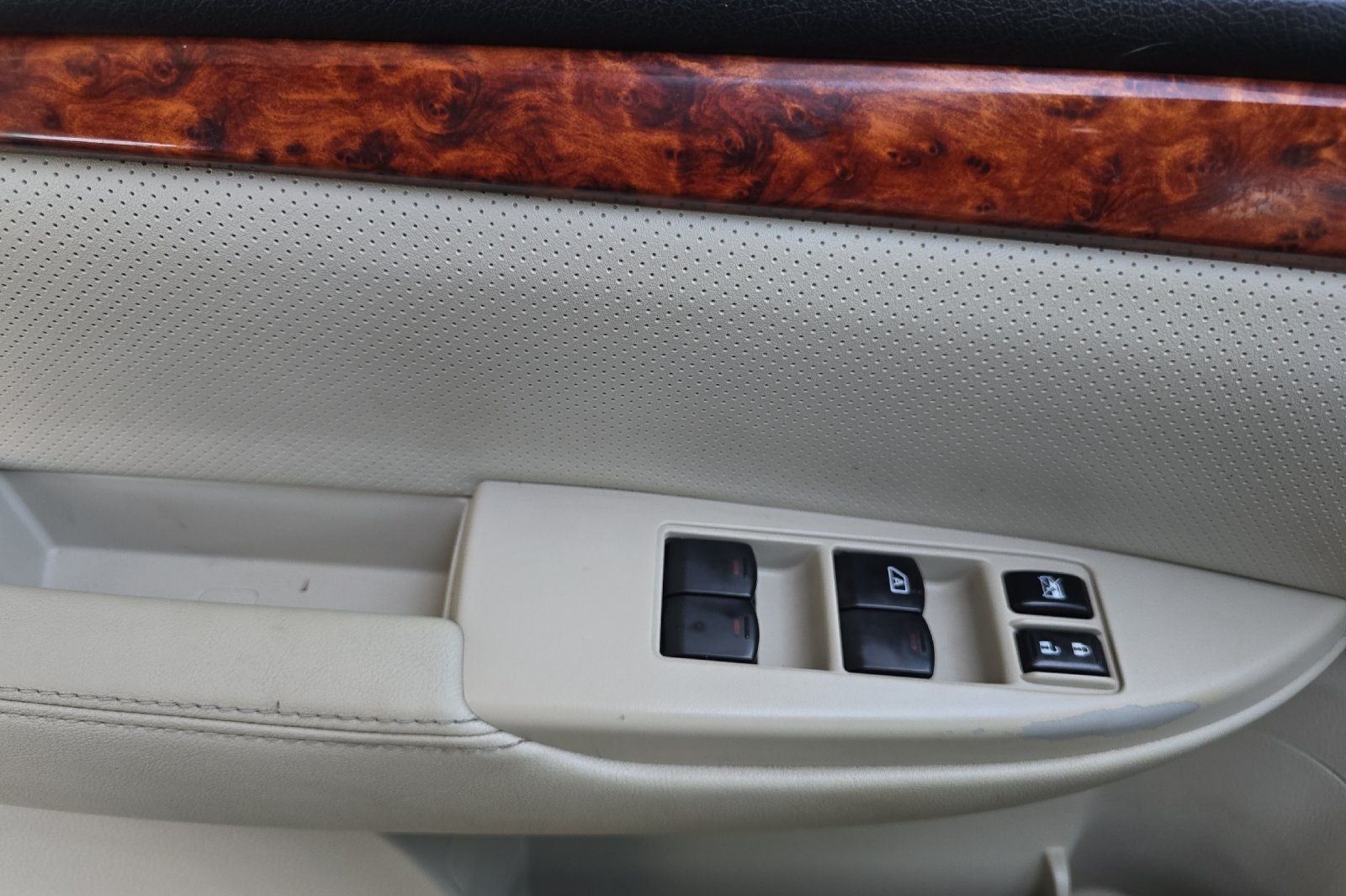 2011 Subaru Outback 2.5i Limited