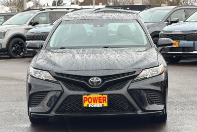 2018 Toyota Camry SE