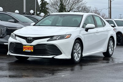 2018 Toyota Camry LE
