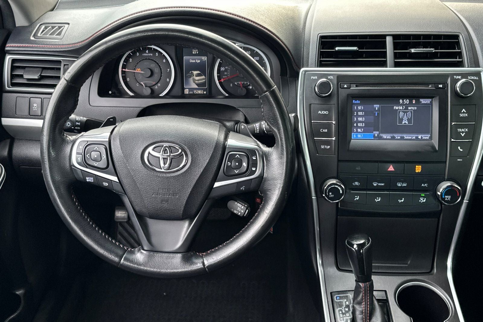 2017 Toyota Camry SE
