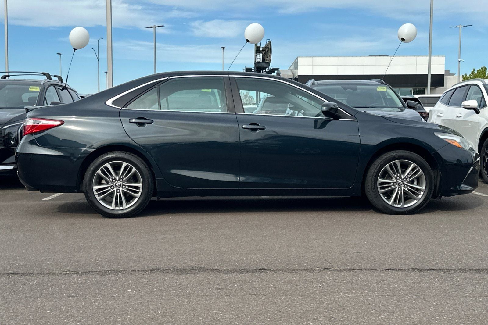 2017 Toyota Camry SE