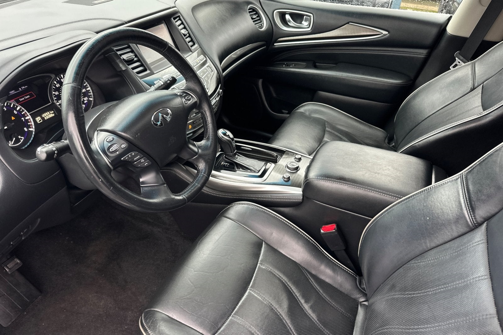 2016 INFINITI QX60 Base