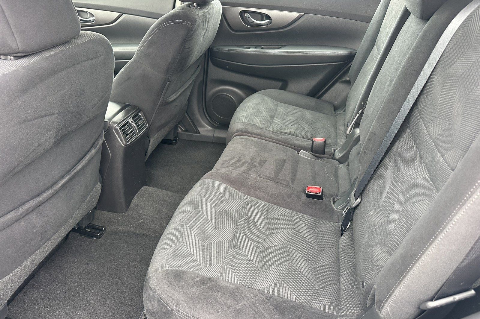 2014 Nissan Rogue S