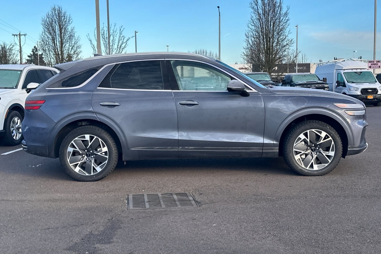 2026 Genesis Electrified GV70 STANDARD