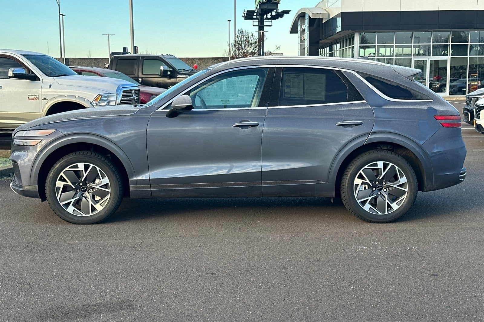 2026 Genesis Electrified GV70 STANDARD