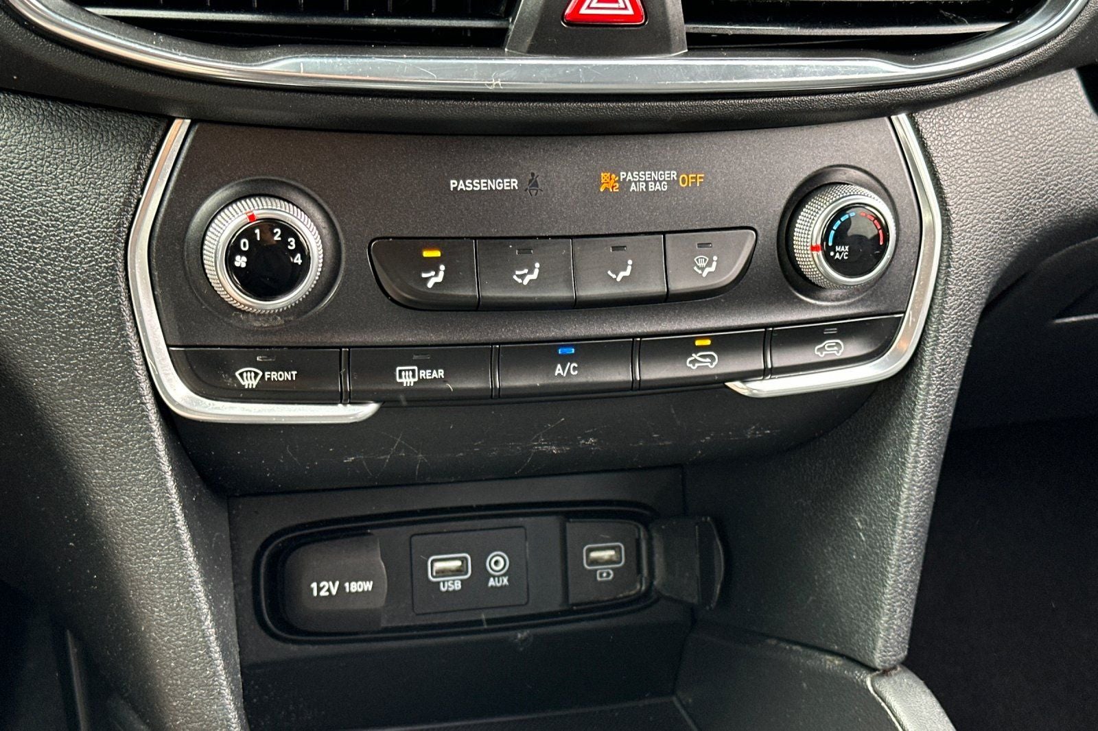 2020 Hyundai Santa Fe SE