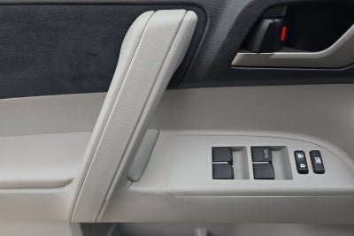 2013 Toyota Highlander Base Plus V6