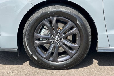 2024 Toyota Sienna XSE 7 Passenger