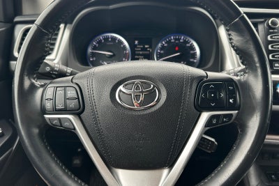 2017 Toyota Highlander Limited