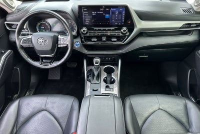 2020 Toyota Highlander Hybrid Platinum