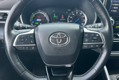 2020 Toyota Highlander Hybrid Platinum