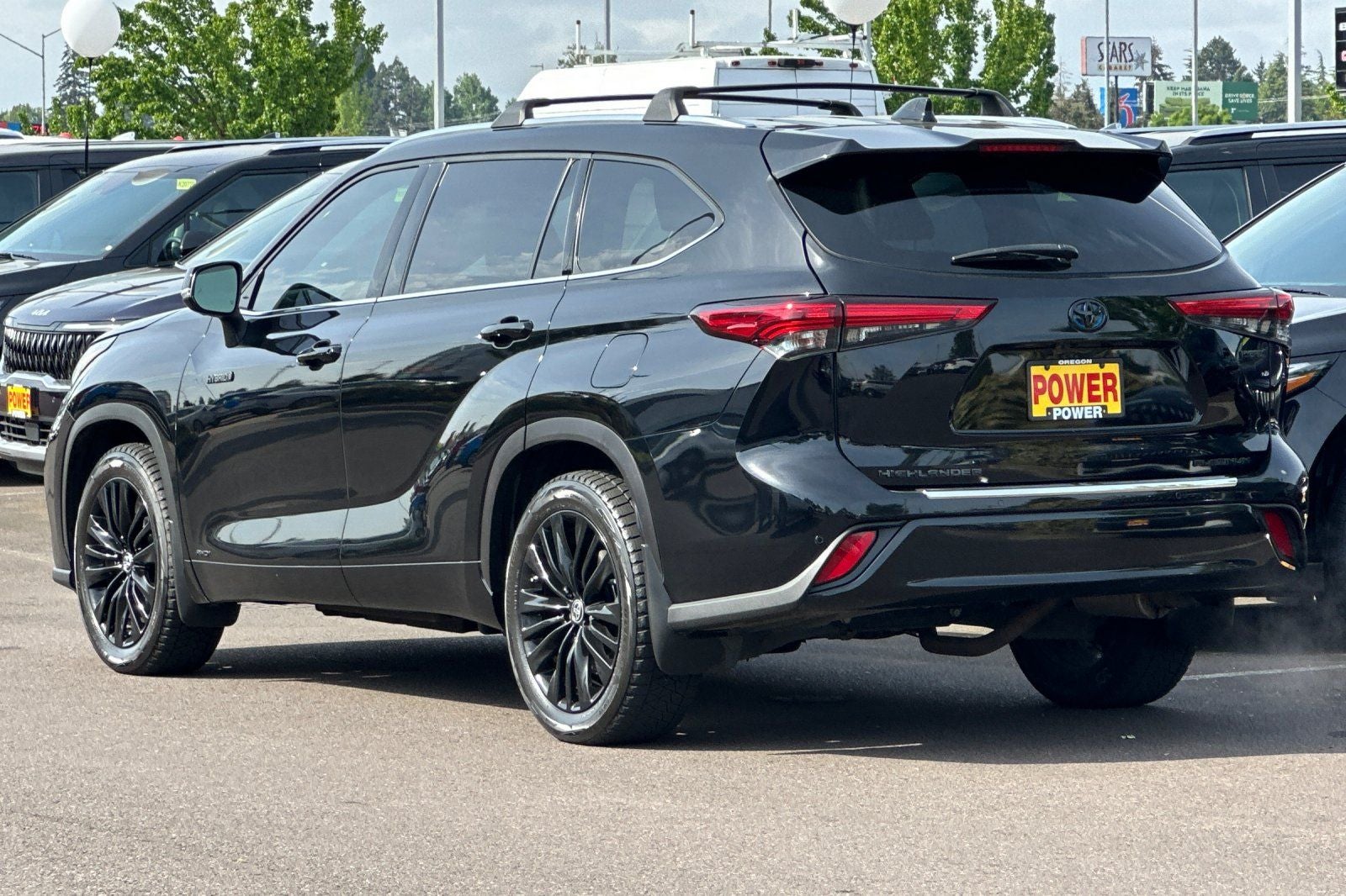 2020 Toyota Highlander Hybrid Platinum