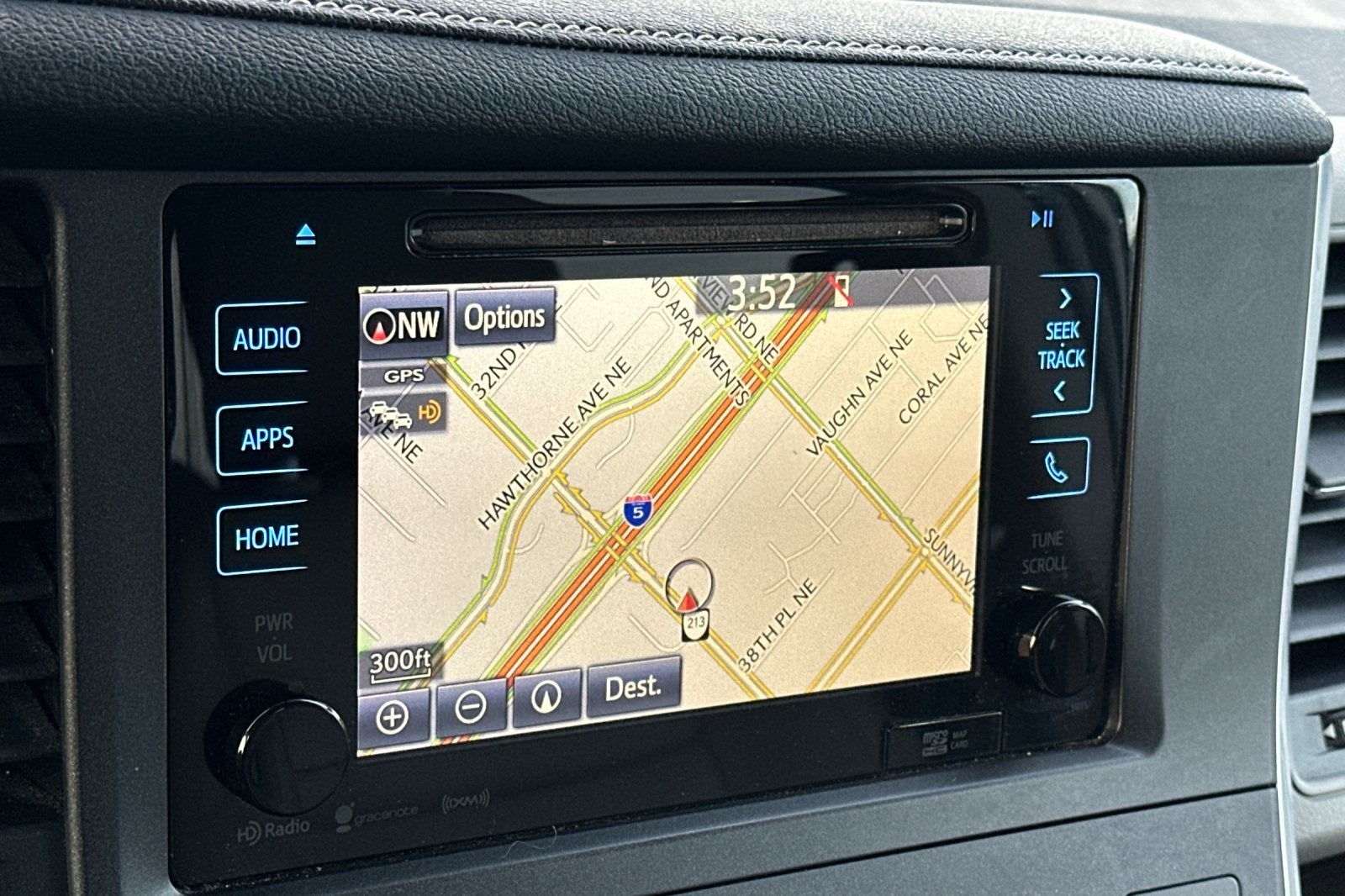 2017 Toyota Sienna XLE