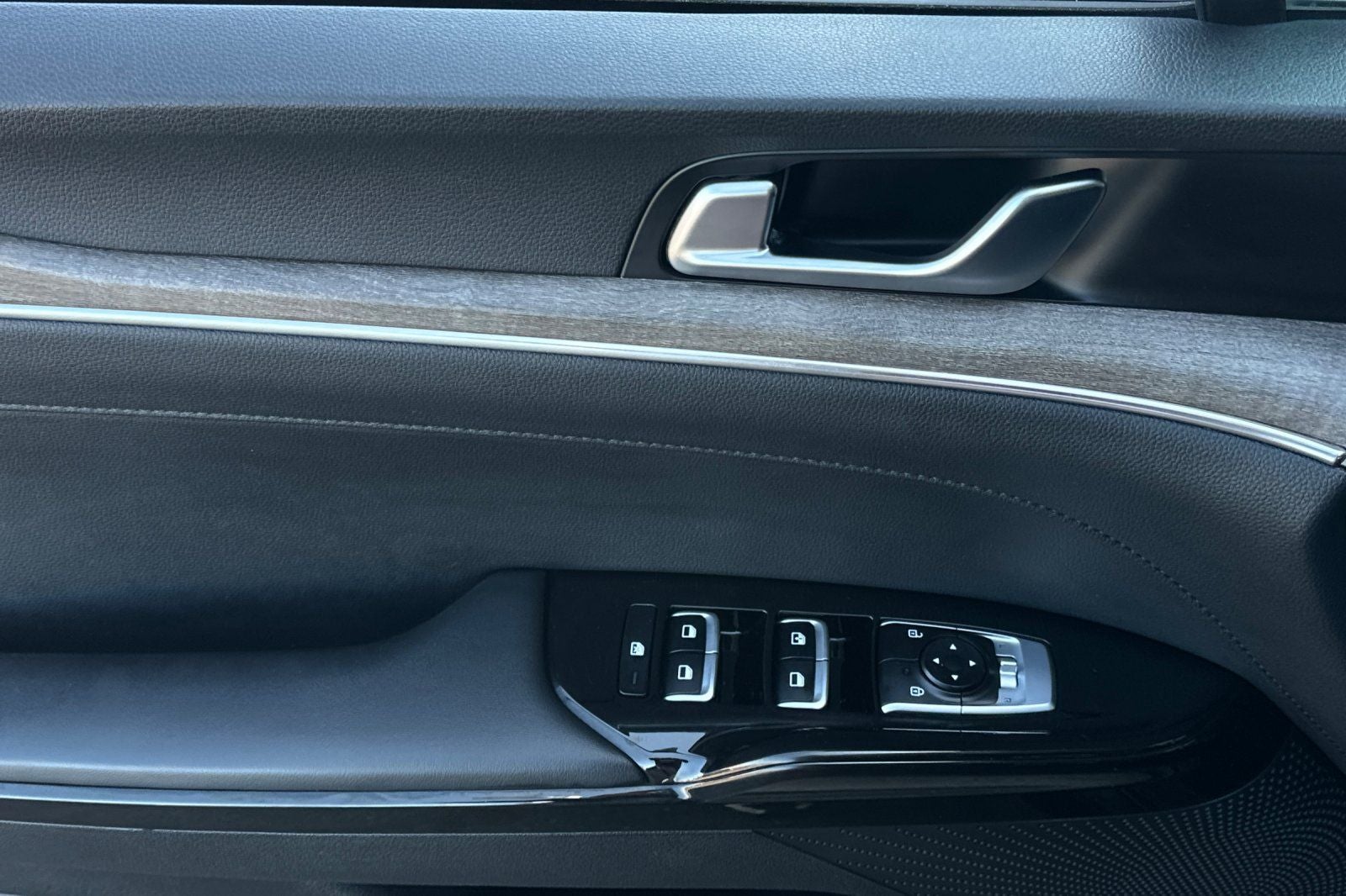 2023 Kia K5 EX