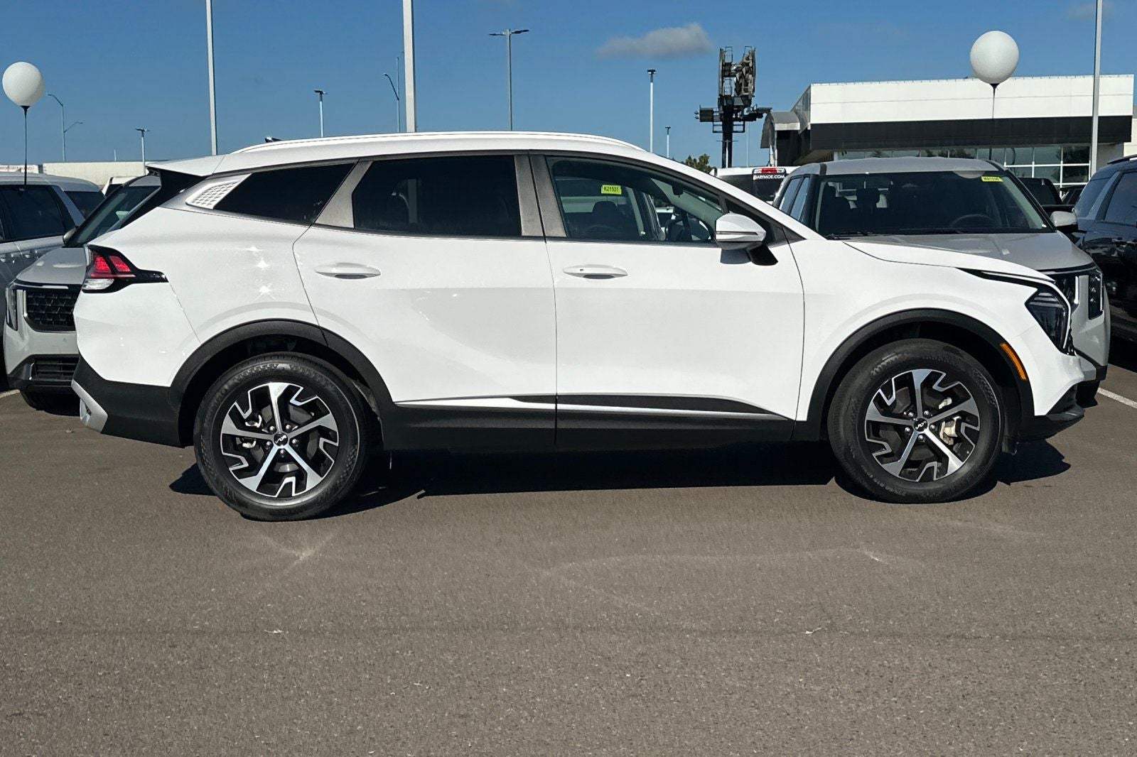 2025 Kia Sportage EX