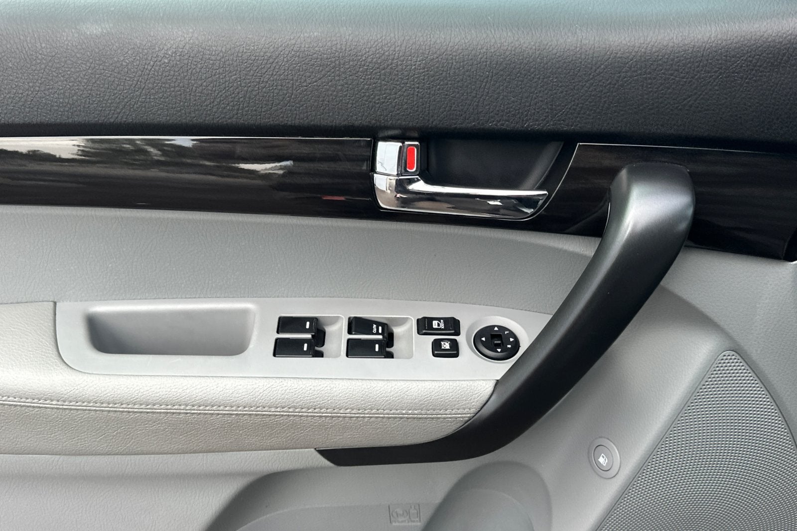 2011 Kia Sorento LX