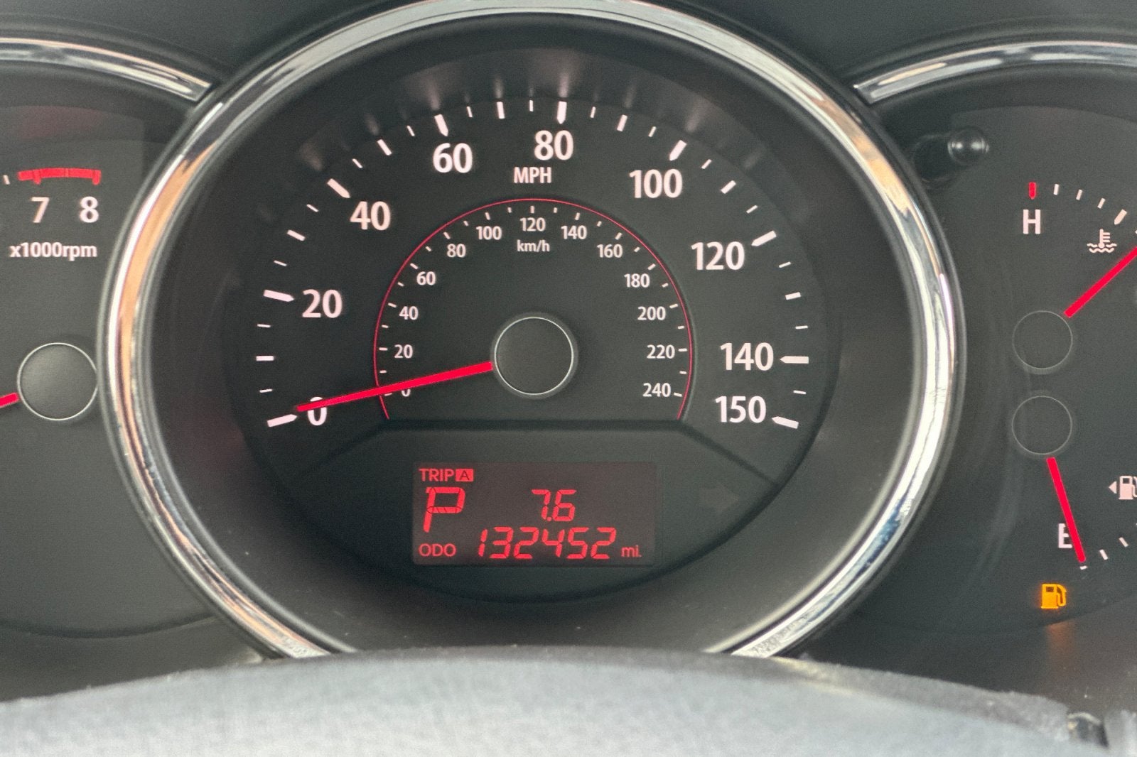2011 Kia Sorento LX
