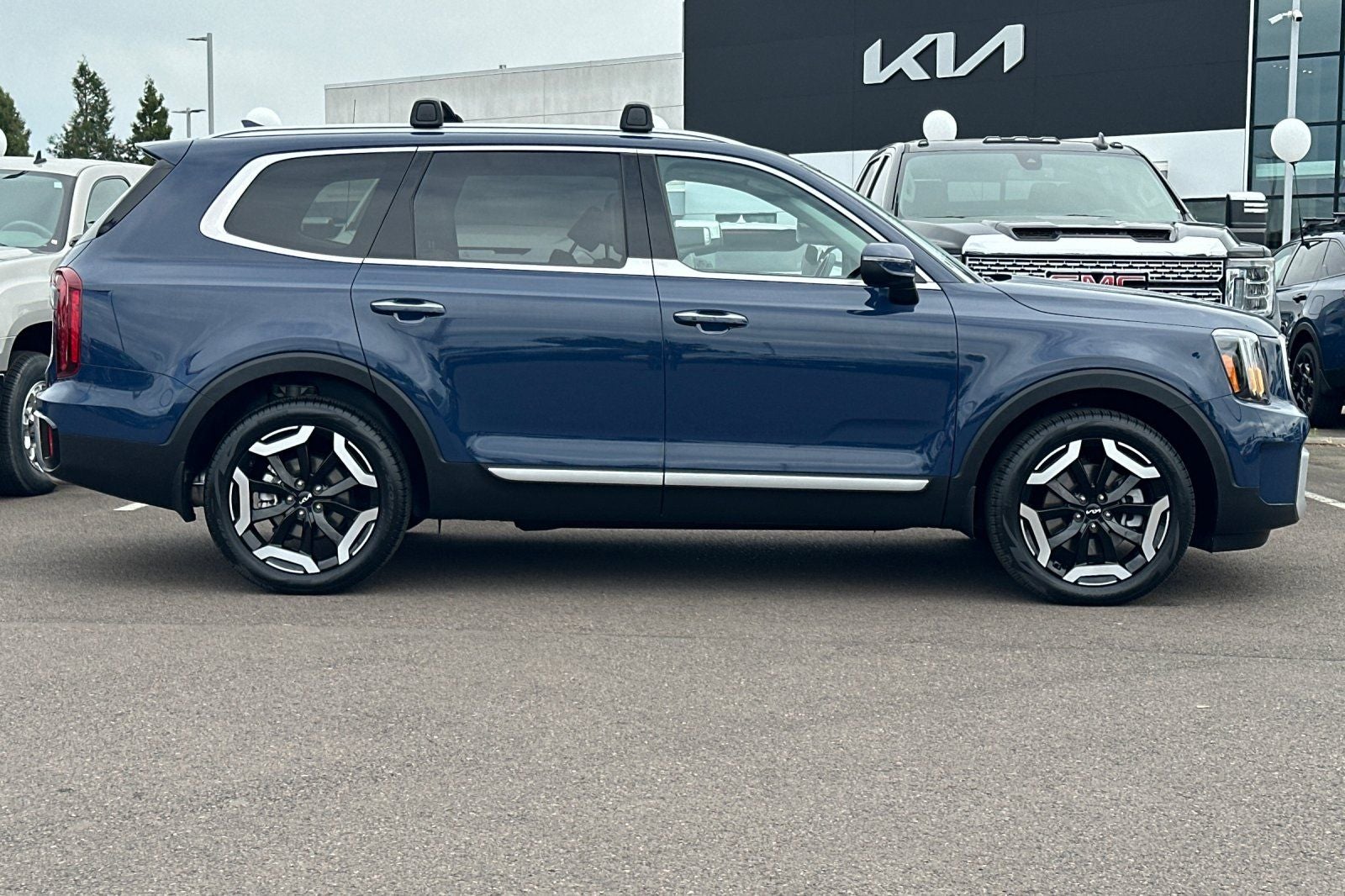 2024 Kia Telluride S