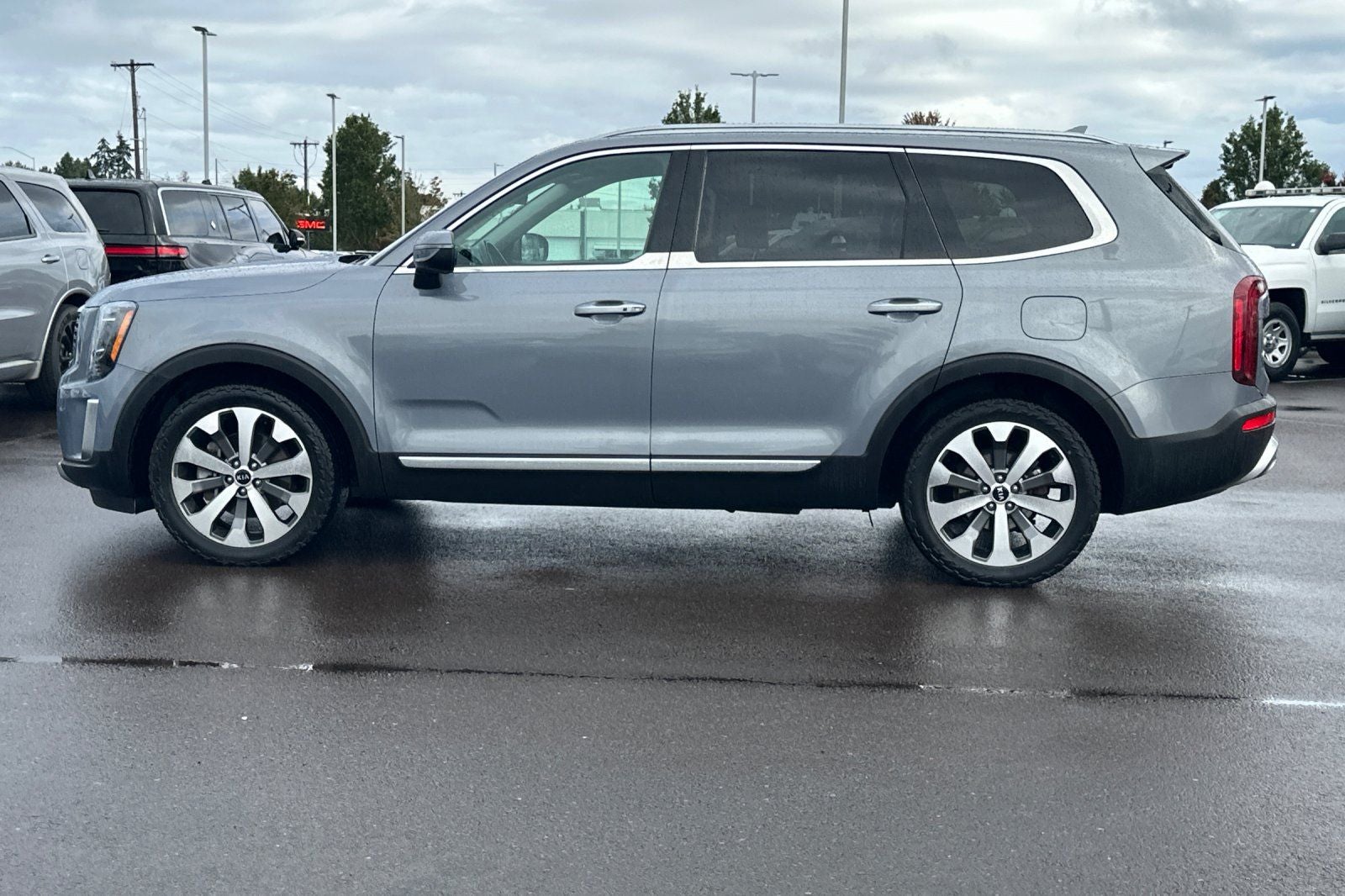2020 Kia Telluride S