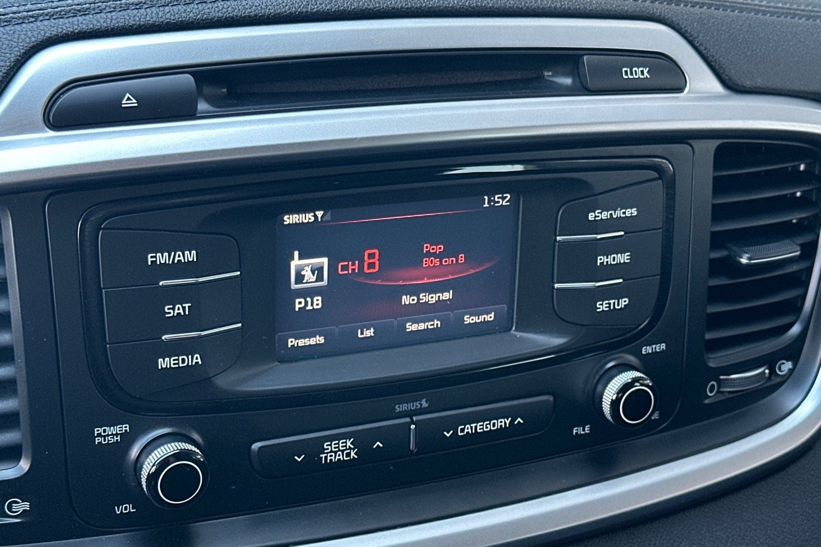 2016 Kia Sorento LX