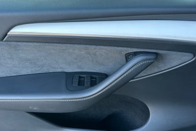 2024 Tesla Model Y Standard Range