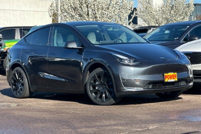 2024 Tesla Model Y Standard Range