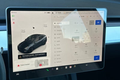 2024 Tesla Model Y Standard Range