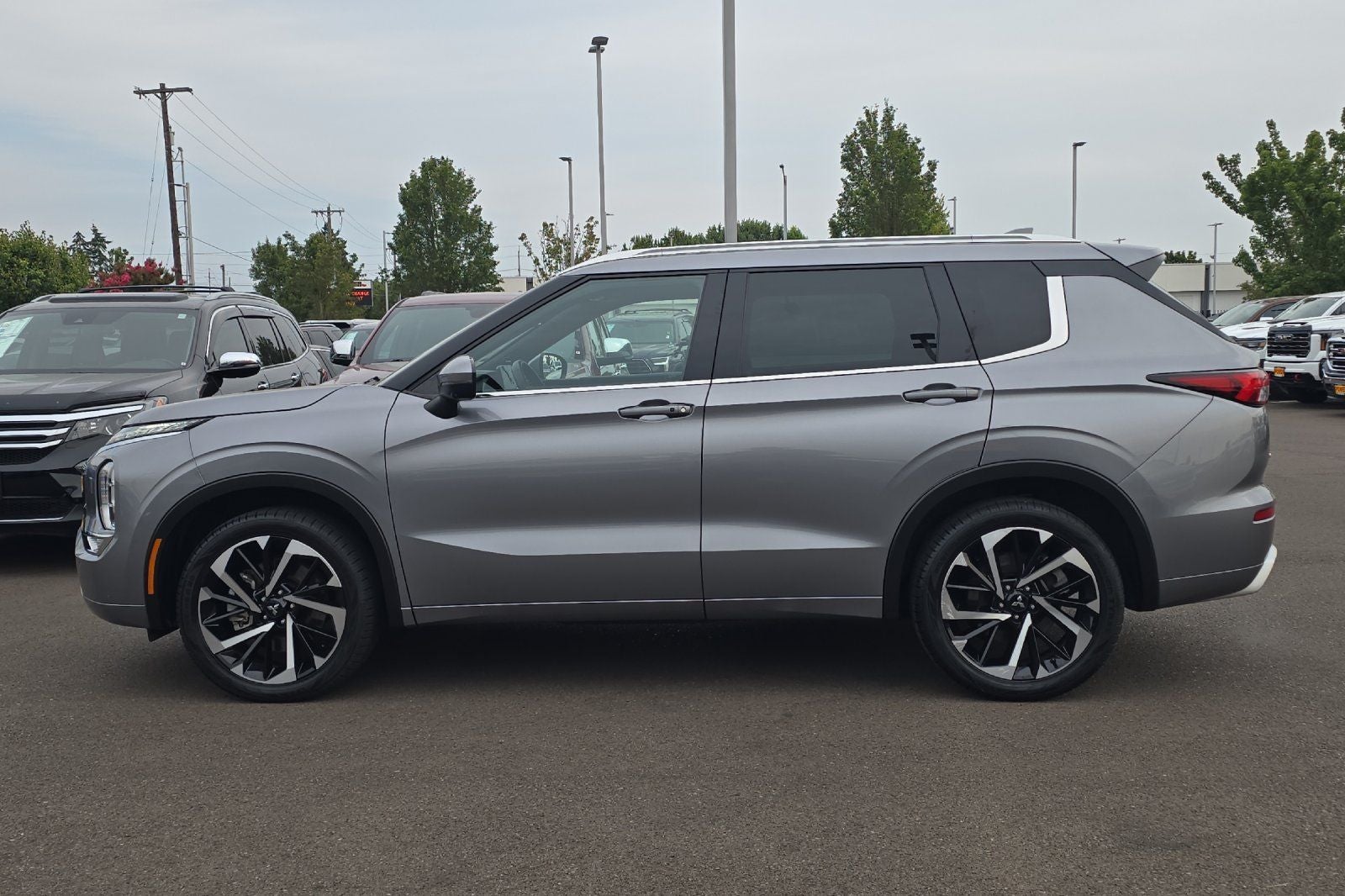 2022 Mitsubishi Outlander SEL