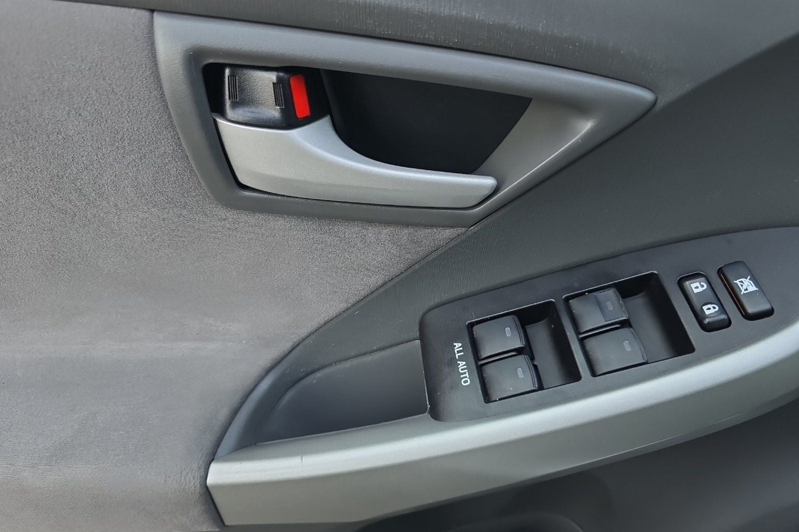 2011 Toyota Prius Two