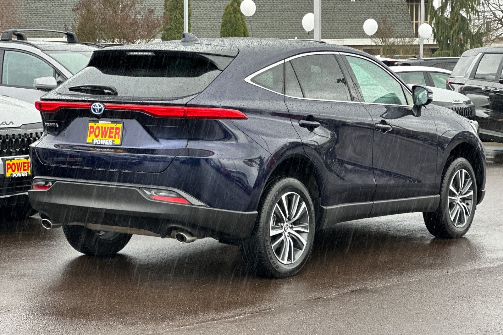 2024 Toyota Venza LE