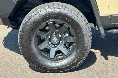 2014 Toyota FJ Cruiser Base